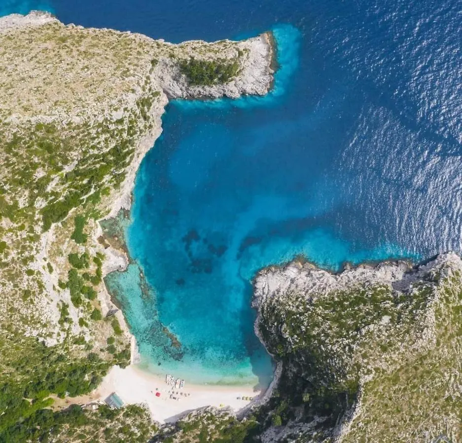 Villa Pulo Tragjas Albania